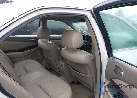 1999 Acura Tl 3.2 from USA, damaged, VIN 19UUA5647XA014571